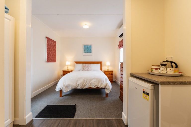 Photo of property in 564 Highgate, Maori Hill, Dunedin, 9010