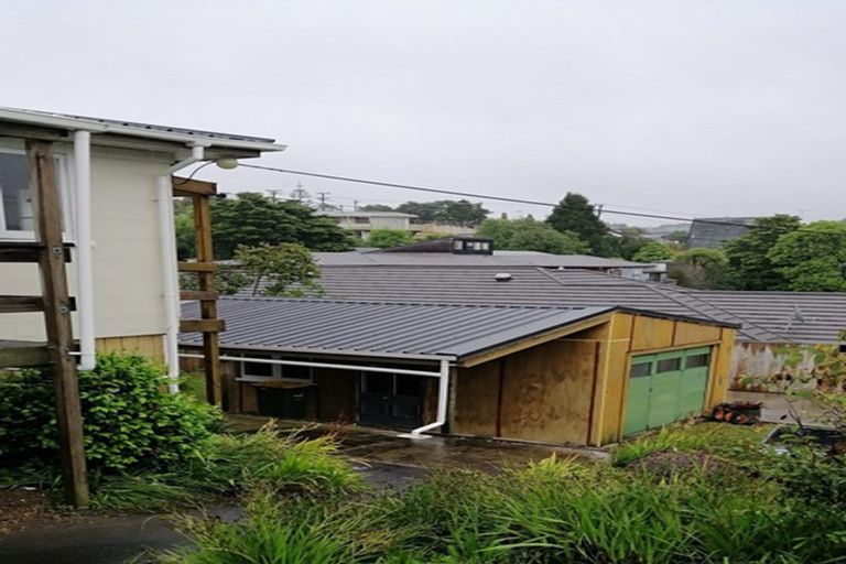 Photo of property in 2 Otanerua Road, Hatfields Beach, Orewa, 0931