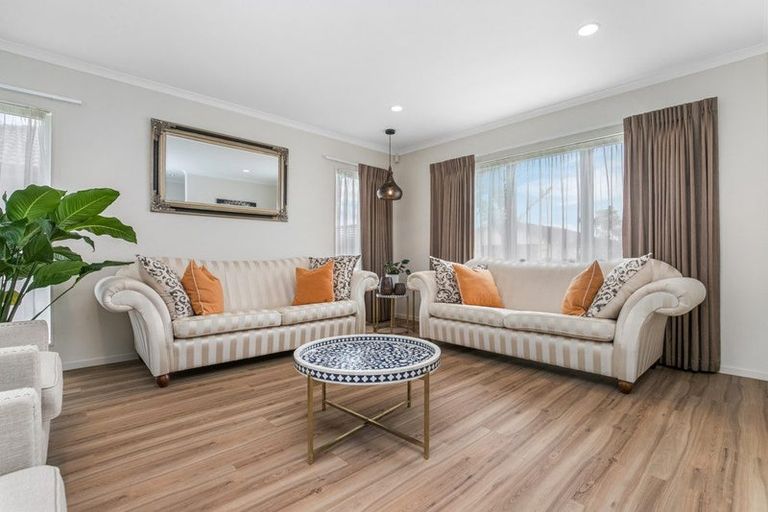 Photo of property in 7 Disley Road, Wattle Downs, Auckland, 2103