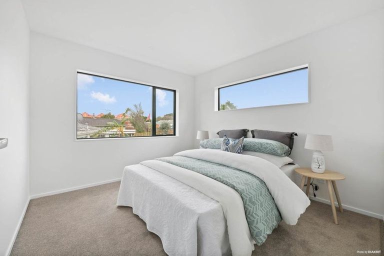 Photo of property in 17c Massine Place, Randwick Park, Auckland, 2105