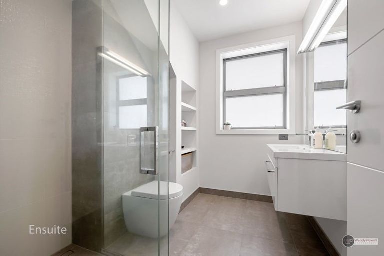 Photo of property in 6 Winifred Way, Belmont, Lower Hutt, 5010