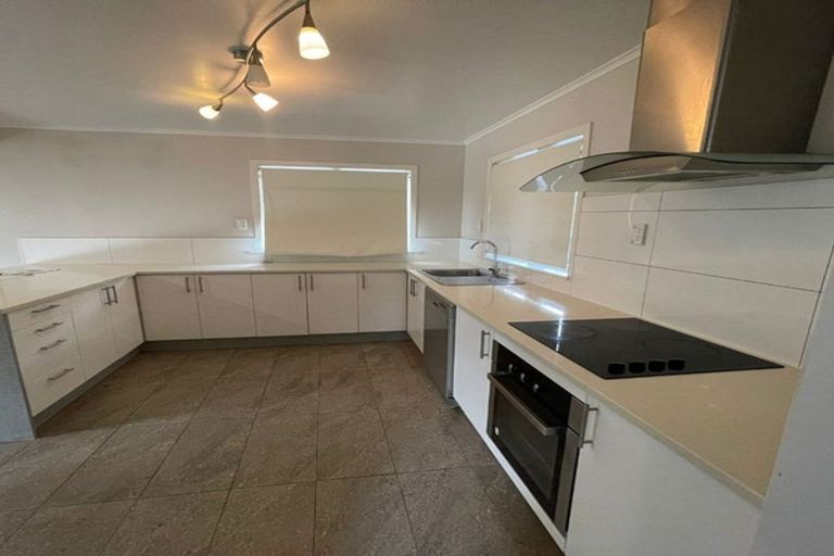 Photo of property in 4 Kay Road, Manurewa, Auckland, 2102