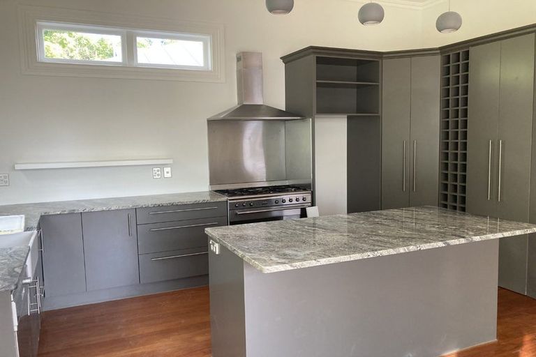 Photo of property in 74 Esplanade Road, Mount Eden, Auckland, 1024