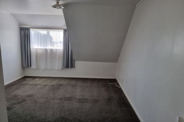 Photo of property in 2/7 Beach Road, Takanini, 2112