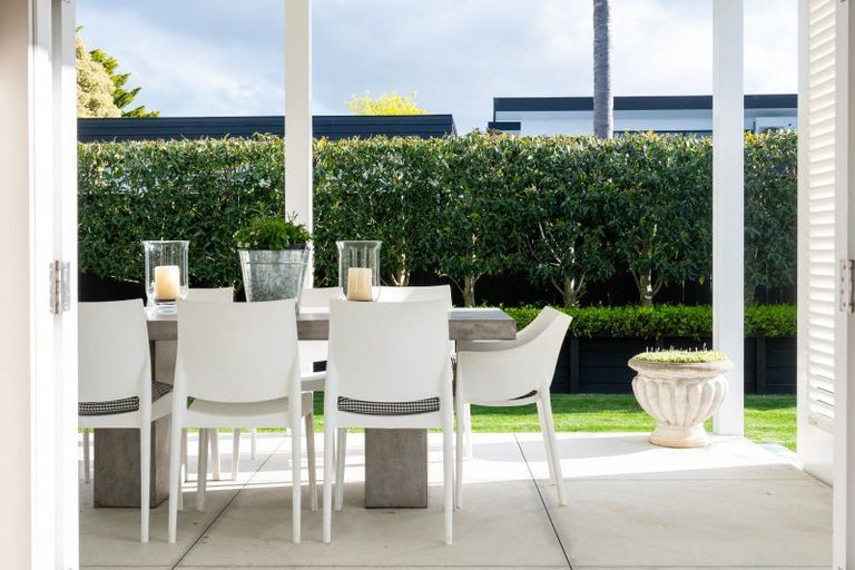 Photo of property in 30 Tauroa Road, Havelock North, 4130