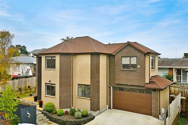 Photo of property in 74b Stamford Park Road, Mount Roskill, Auckland, 1041