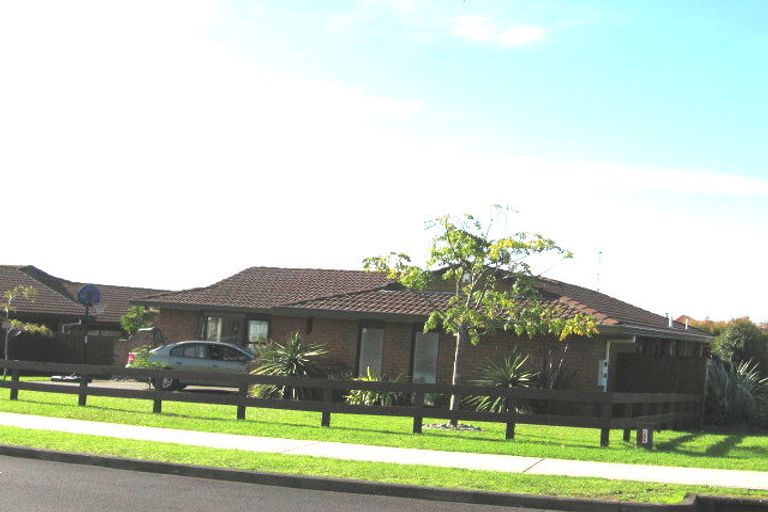 Photo of property in 12 Leicester Parade, Somerville, Auckland, 2014