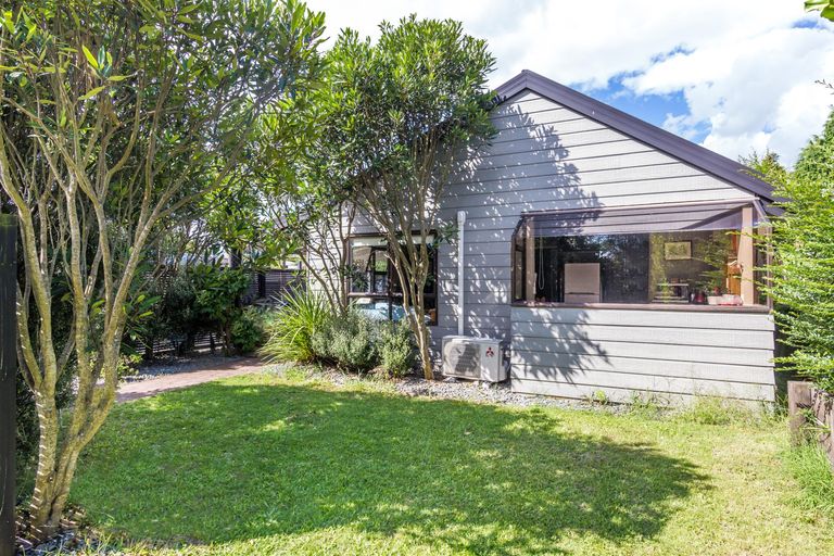 Photo of property in 2/44 Taupo View Road, Taupo, 3330