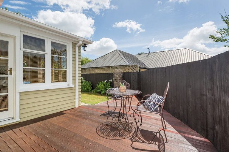 Photo of property in 1/193 Weston Road, St Albans, Christchurch, 8052