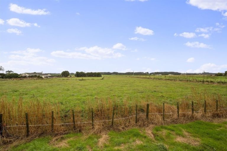 Photo of property in 294 Austin Road, Dairy Flat, Albany, 0794