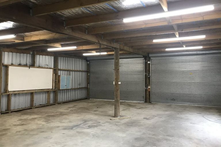 Photo of property in 43 Youngs Grove, Pukekohe, 2120