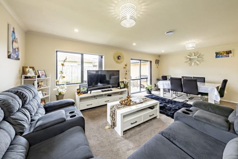 Photo of property in 62 Waimahia Avenue, Weymouth, Auckland, 2103