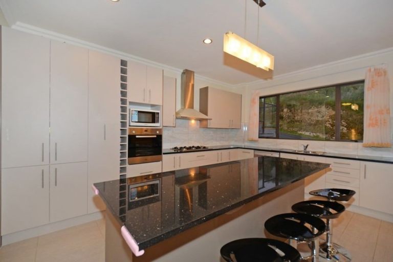 Photo of property in 15 Swain Grove, Riverstone Terraces, Upper Hutt, 5018