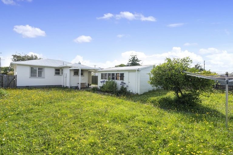 Photo of property in 20 Norfolk Street, Levin, 5510