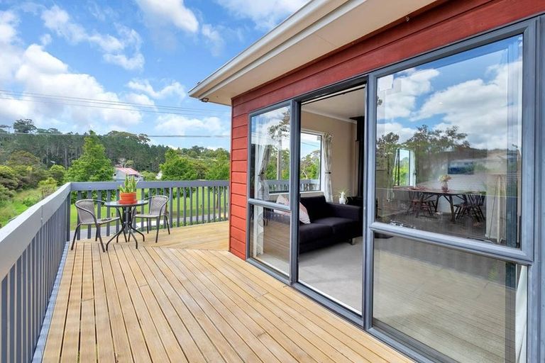 Photo of property in 118 Glen Road, Ranui, Auckland, 0612