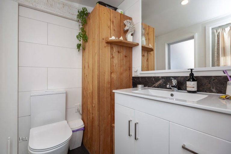 Photo of property in 16 Ruru Road, Otaihanga, Paraparaumu, 5036