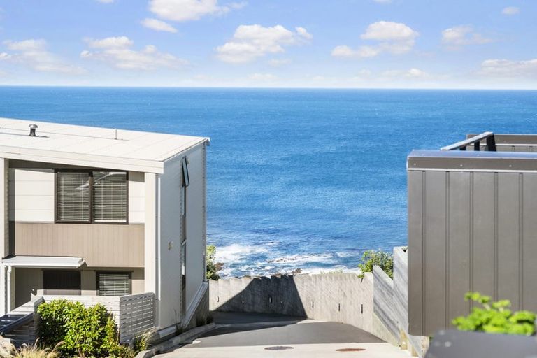 Photo of property in 15/52 High Street, Island Bay, Wellington, 6023