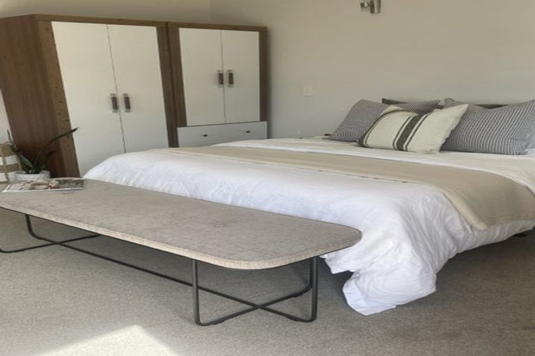 Photo of property in 25 Maxwelton Drive, Mairangi Bay, Auckland, 0630