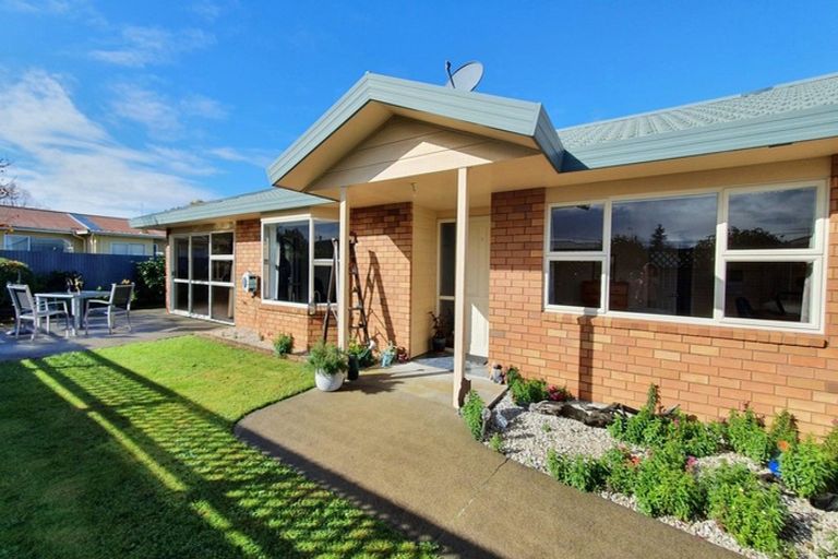 Photo of property in 5a Carthew Street, Feilding, 4702