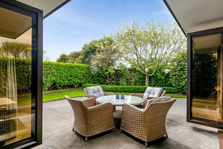 Photo of property in 74 Rata Street, Hawera, 4610