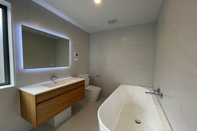 Photo of property in 11 Kapehu Road, Silverdale, 0932