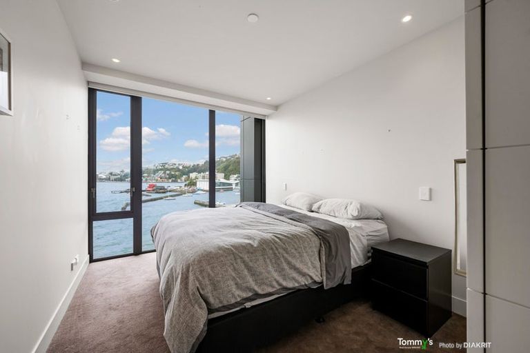Photo of property in Clyde Quay Wharf, 4b/8 Clyde Quay Wharf, Te Aro, Wellington, 6011
