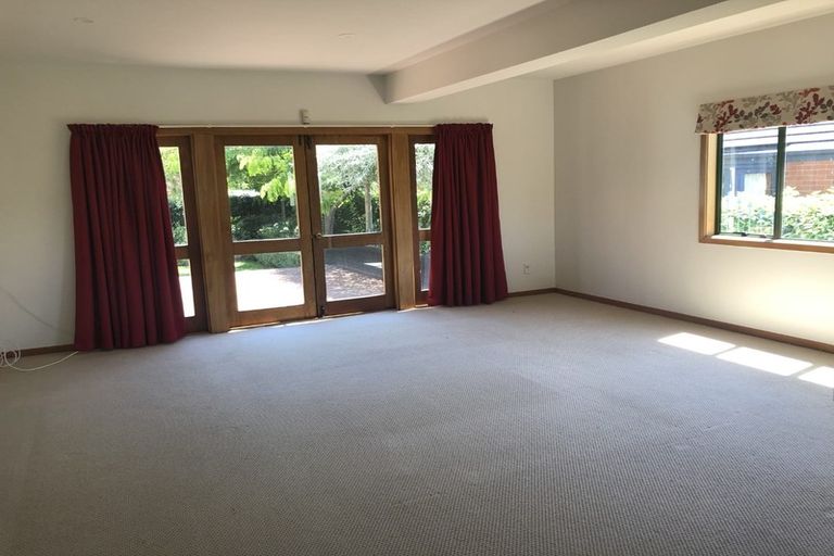 Photo of property in 31 Thornycroft Street, Fendalton, Christchurch, 8052