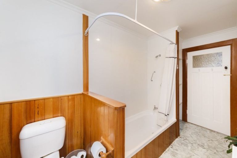 Photo of property in 65 Lyndhurst Street, Takaro, Palmerston North, 4412