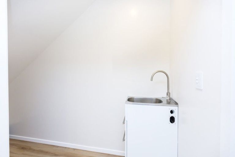 Photo of property in 11 Raeble Walkington Lane, Wallaceville, Upper Hutt, 5018