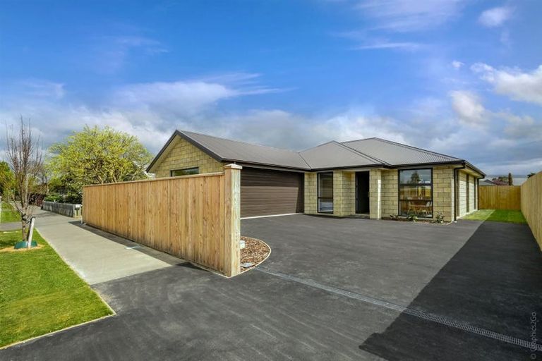 Photo of property in 109a Percival Street, Rangiora, 7400