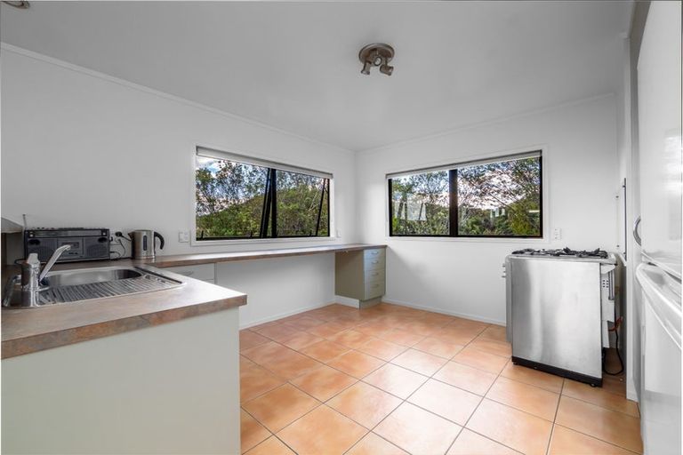 Photo of property in 266 Kempthorne Road, Russell, 0272