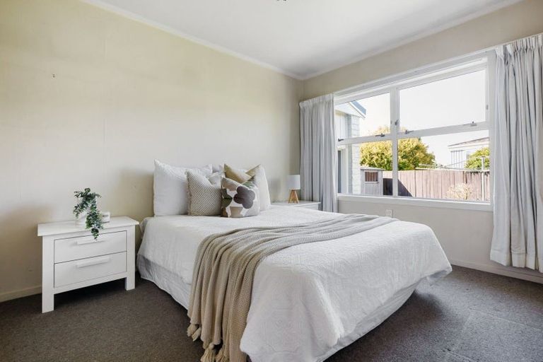 Photo of property in 86 Sandwich Road, St Andrews, Hamilton, 3200