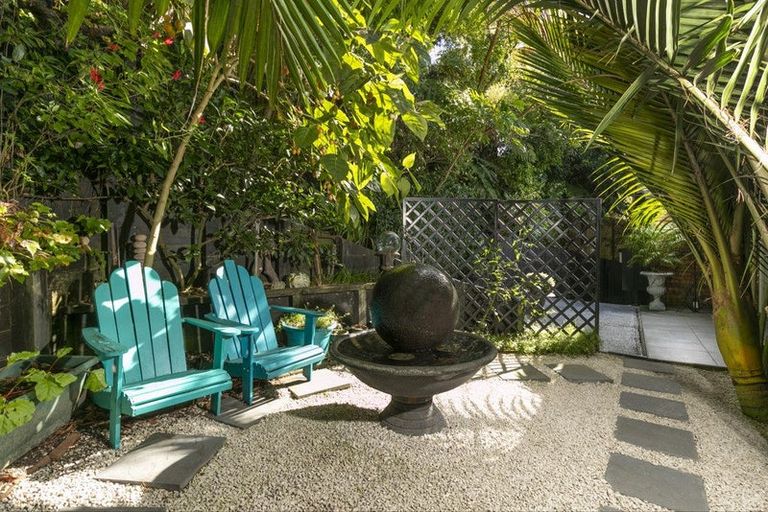 Photo of property in 12 Oratau Place, Greenhithe, Auckland, 0632