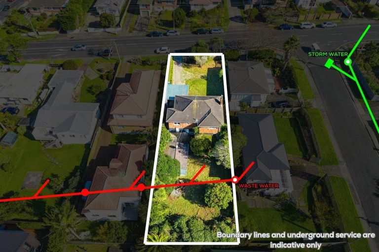 Photo of property in 194 Chivalry Road, Glenfield, Auckland, 0629
