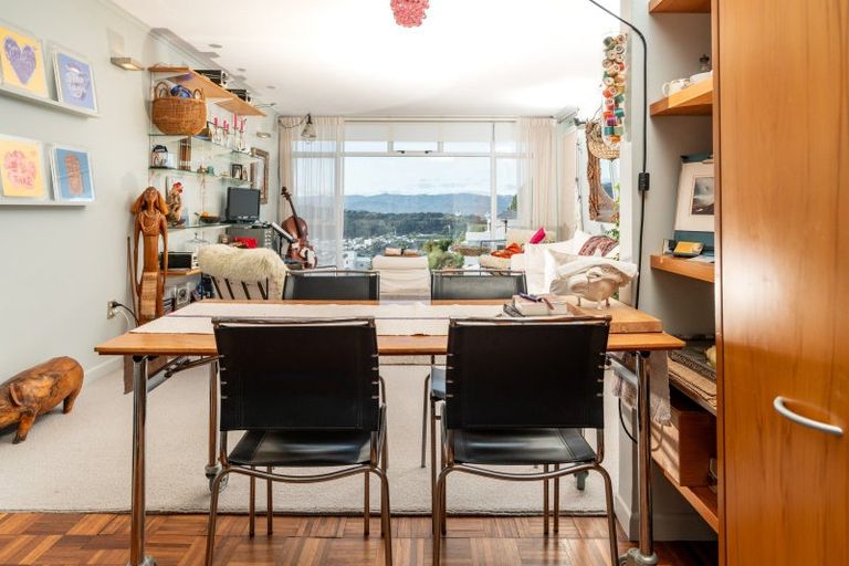 Photo of property in Harbour View Apartments, 147 Ohiro Road, Brooklyn, Wellington, 6021