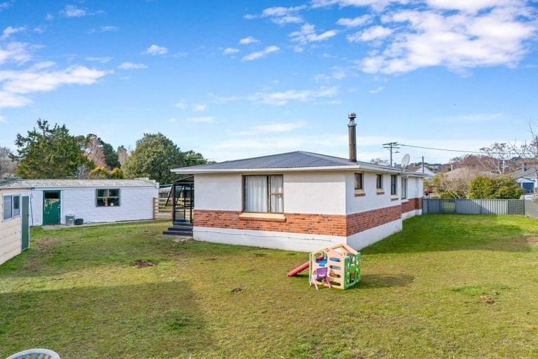 Photo of property in 6 Lomond Place, Mosgiel, 9024