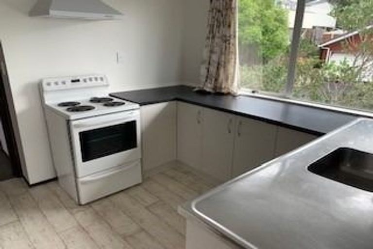 Photo of property in 2/139a Mokoia Road, Birkenhead, Auckland, 0626