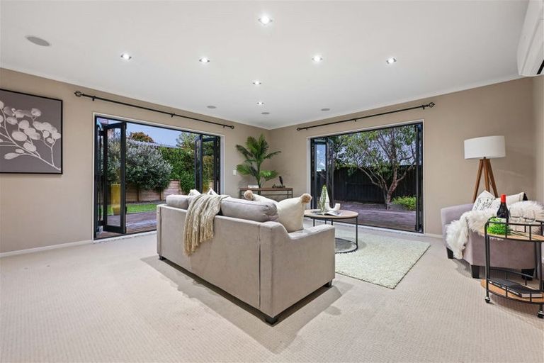 Photo of property in 14 Compton Grove, Huntington, Hamilton, 3210