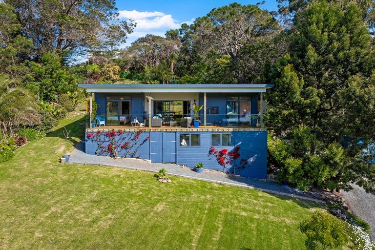 Photo of property in 5b Hobbs Road, Matakatia, Whangaparaoa, 0930