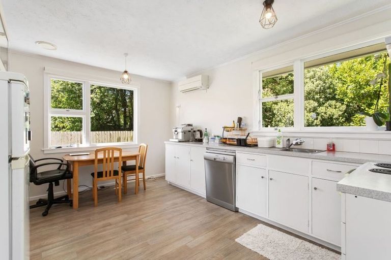 Photo of property in 2/18 Selwyn Street, Somerfield, Christchurch, 8024