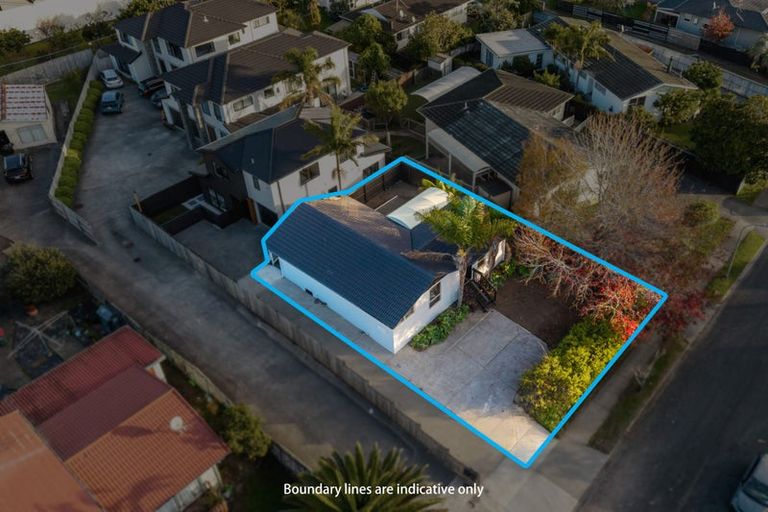 Photo of property in 60a Reelick Avenue, Pakuranga Heights, Auckland, 2010