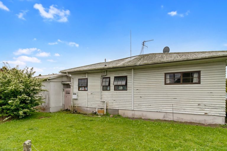 Photo of property in 1 Harris Street, Huntly, 3700