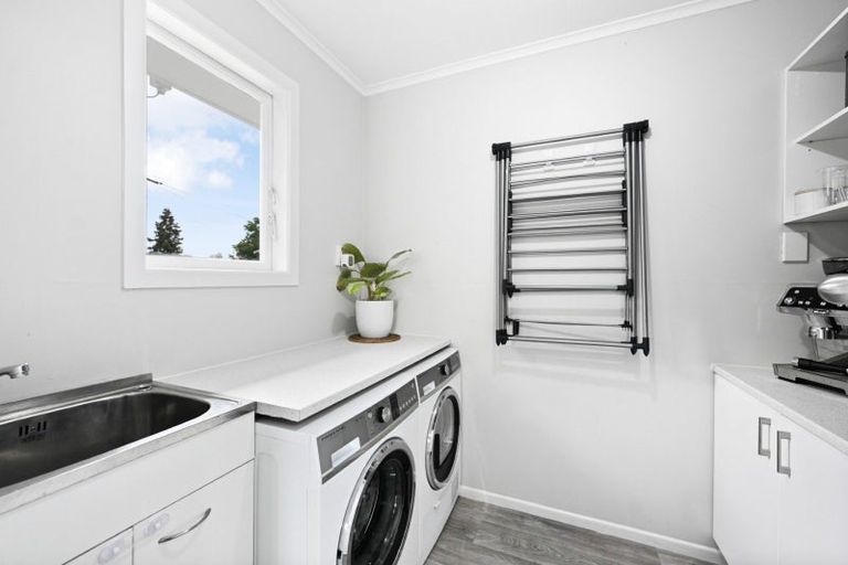 Photo of property in 82 Ranui Street, Dinsdale, Hamilton, 3204