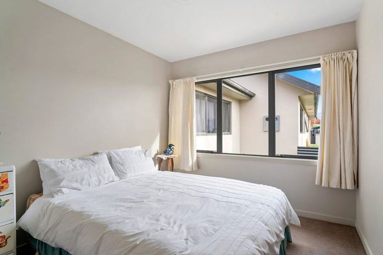 Photo of property in 60 Mount Iron Drive, Wanaka, 9305