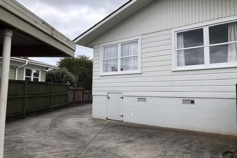 Photo of property in 85 Angelo Avenue, Howick, Auckland, 2014