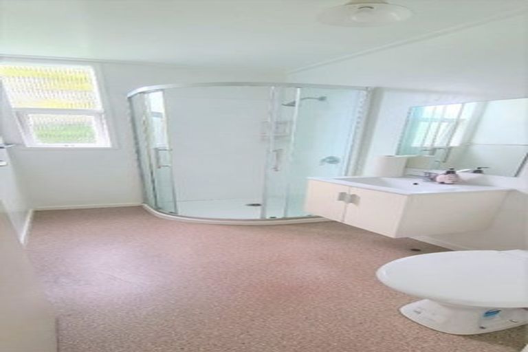 Photo of property in 267 Massey Road, Mangere East, Auckland, 2024