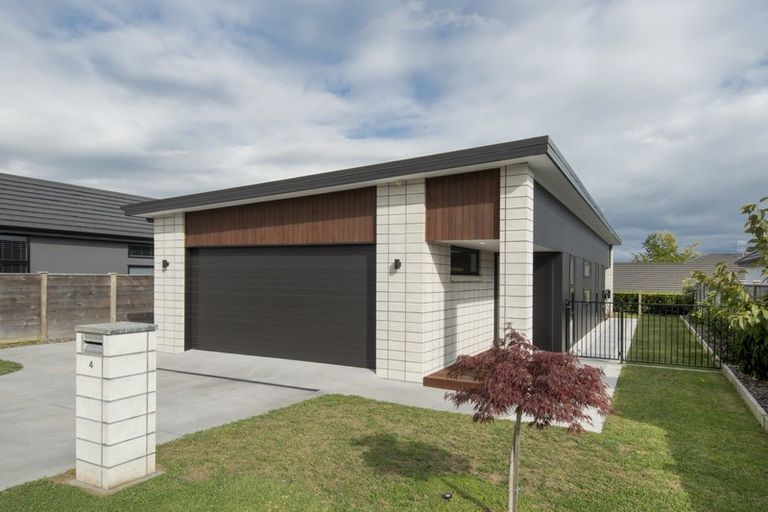 Photo of property in 4 Augusta Rise, Omokoroa, 3114