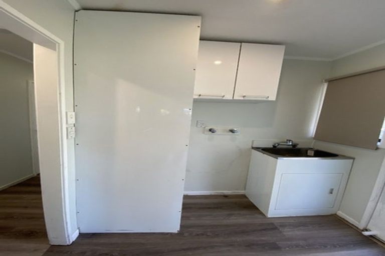 Photo of property in 7 Hamblyn Place, Ranui, Auckland, 0612