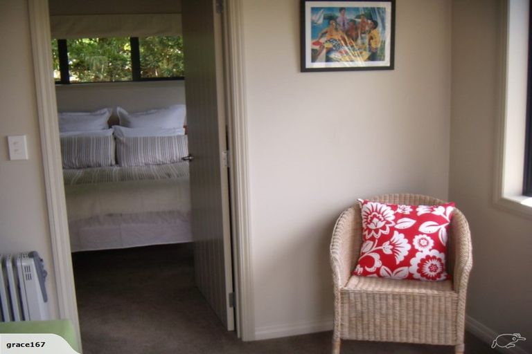 Photo of property in 68 Beach Road, Onerahi, Whangarei, 0110