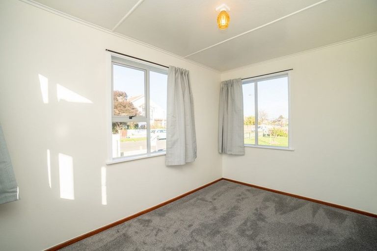 Photo of property in 29 Andrew Avenue, Roslyn, Palmerston North, 4414